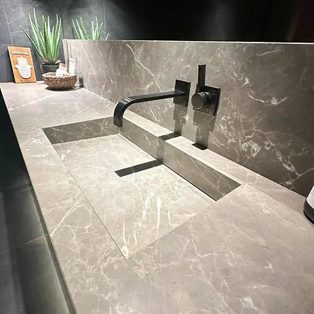 Unique With And In-ski Out